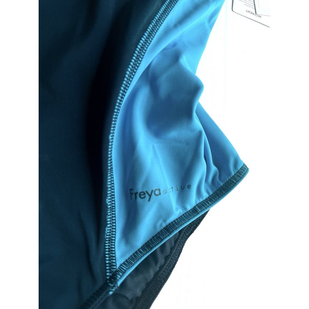 Freya NWT Standard Freestyle Underwire Molded Color Block Swimsuit Size 36K NWT - Picture 15 of 16